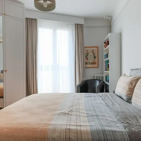Bright & Chic In Apartamento Paris
